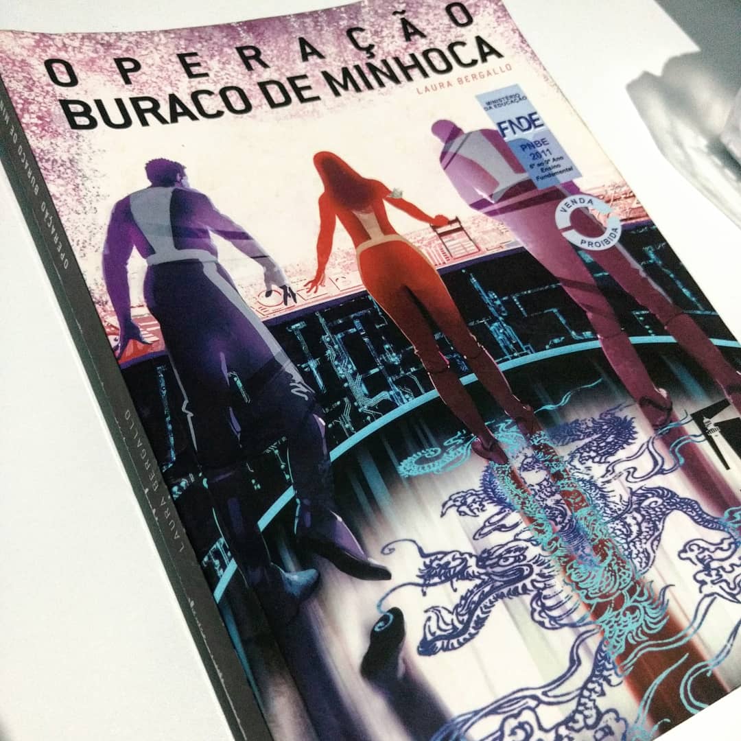 Operação buraco de minhoca