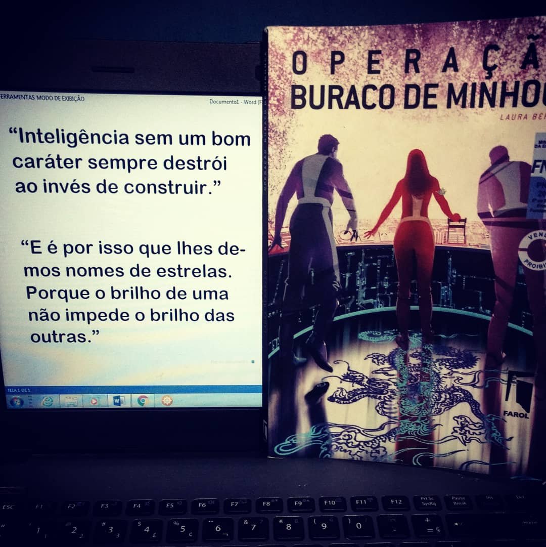 Operação buraco de minhoca